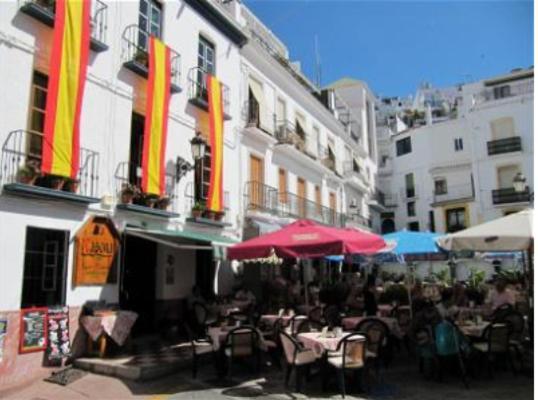 Casa Marlo, Spacious House In The Lively Centre Of Competa Villa Buitenkant foto